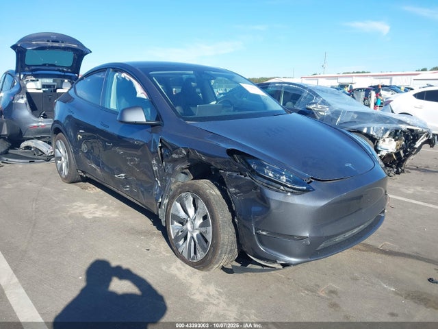 2023 TESLA MODEL Y 7SAYGDEE7PA200282 Photo 0