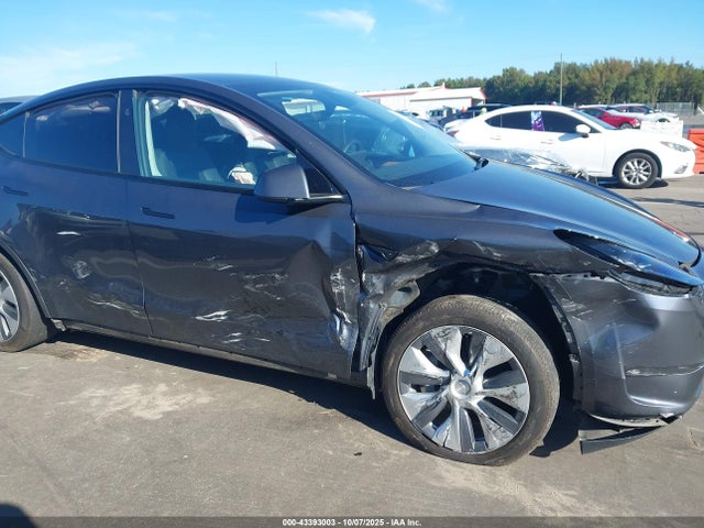 2023 TESLA MODEL Y 7SAYGDEE7PA200282 Photo 5
