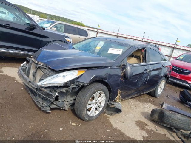 2011 HYUNDAI SONATA 5NPEB4AC8BH082453 Photo 1