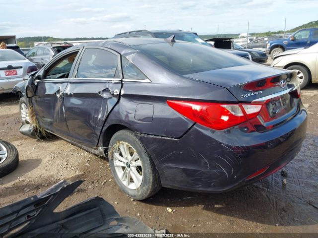 2011 HYUNDAI SONATA 5NPEB4AC8BH082453 Photo 2
