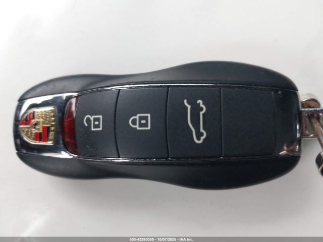 2023 PORSCHE MACAN WP1AA2A55PLB17586 Photo 10