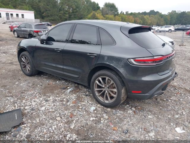 2023 PORSCHE MACAN WP1AA2A55PLB17586 Photo 2
