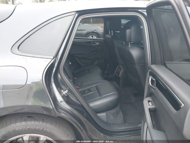 2023 PORSCHE MACAN WP1AA2A55PLB17586 Photo 7