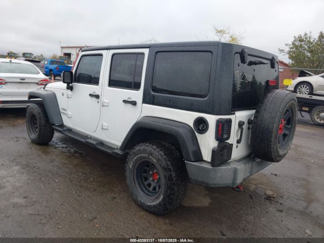2016 JEEP WRANGLER UNLIMITED 1C4BJWDG8GL159227 Photo 2