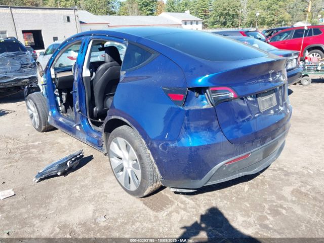 2022 TESLA MODEL Y 7SAYGDEEXNF307424 Photo 2