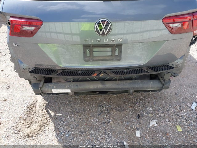 3VV3B7AX8NM127984 Volkswagen Tiguan