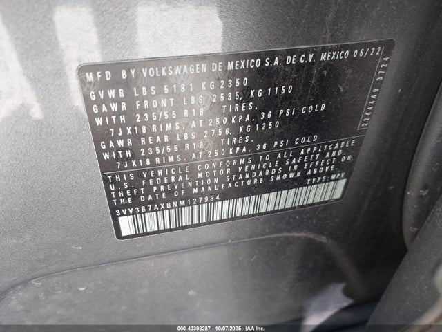 3VV3B7AX8NM127984 Volkswagen Tiguan