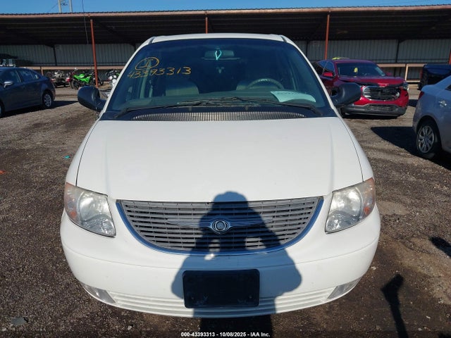 Aukcja sprzedaży 2001 Chrysler Town & Country Lxi, vin: 2C8GP54L81R152545, numer aukcji: 43393313