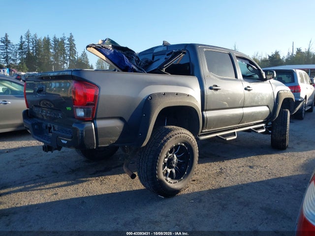 3TMCZ5AN9JM141027 Toyota Tacoma Sr5 V6