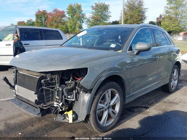 2021 AUDI Q3 WA1DECF36M1055519 Photo 1