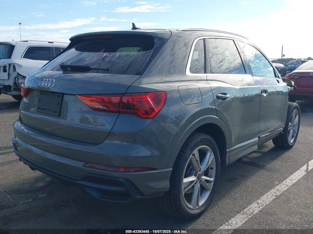2021 AUDI Q3 WA1DECF36M1055519 Photo 3