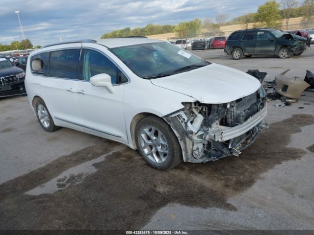 2022 VOLVO XC60 YV4062RL8N1077916