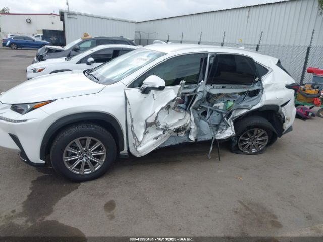 2018 LEXUS NX 300 JTJYARBZ5J2110531 Photo 5