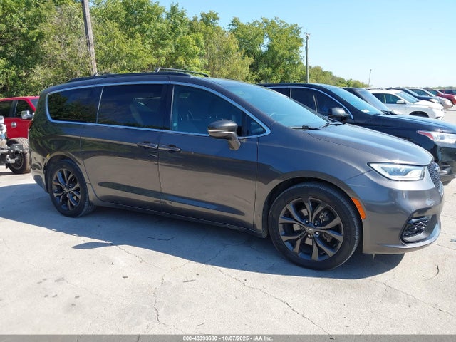 2C4RC1FG2NR101997 Chrysler Pacifica