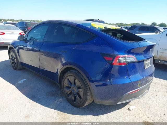 2024 TESLA MODEL Y 7SAYGDEDXRA309703 Photo 2