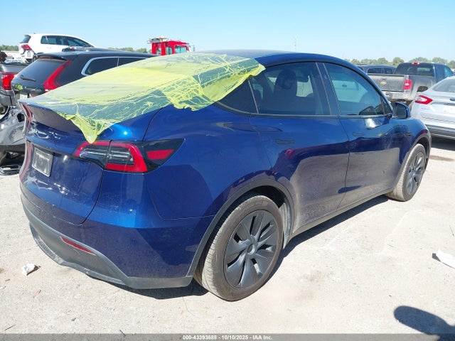 2024 TESLA MODEL Y 7SAYGDEDXRA309703 Photo 3