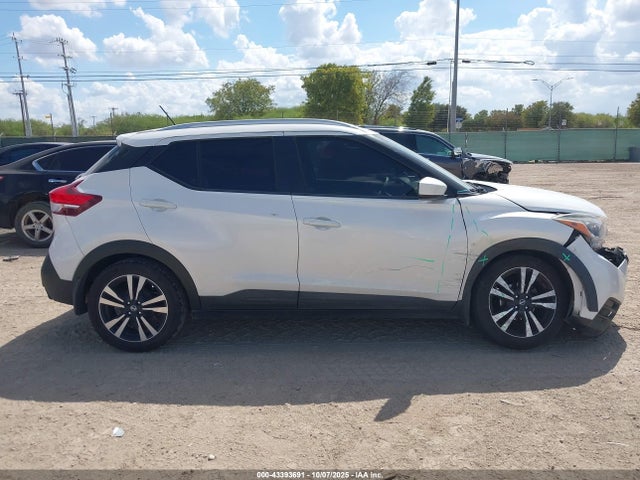 3N1CP5CU2JL500155 Nissan KICKS SV