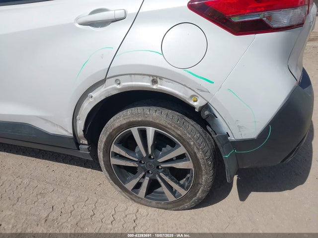 3N1CP5CU2JL500155 Nissan KICKS SV