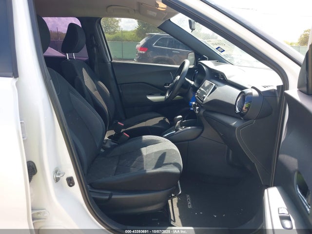 3N1CP5CU2JL500155 Nissan KICKS SV
