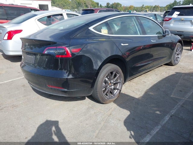 2019 TESLA MODEL 3 5YJ3E1EA5KF296465 Photo 3
