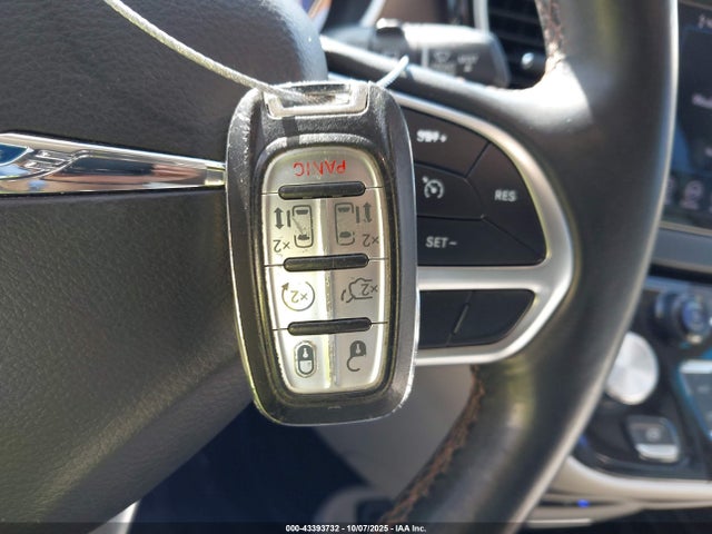 2C4RC1EG5JR247886 Chrysler Pacifica