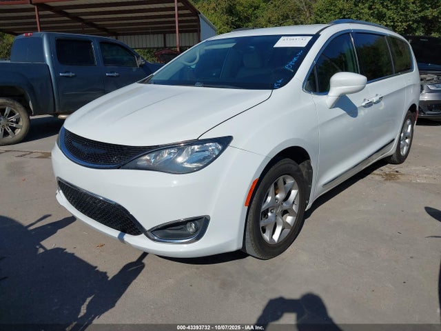 2C4RC1EG5JR247886 Chrysler Pacifica