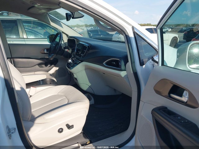 2C4RC1EG5JR247886 Chrysler Pacifica