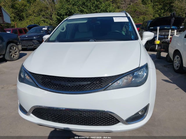 2C4RC1EG5JR247886 Chrysler Pacifica