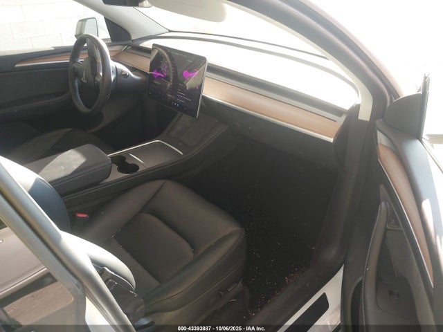 2023 TESLA MODEL Y 7SAYGAEE9PF587791 Photo 4