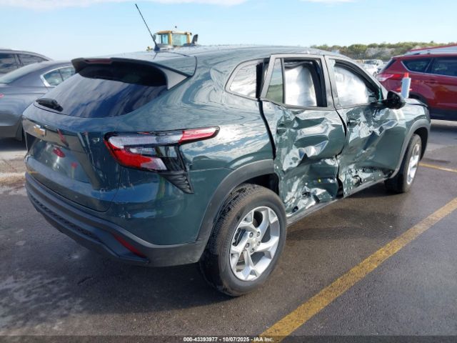 2025 CHEVROLET TRAX KL77LFEP1SC224360 Photo 3