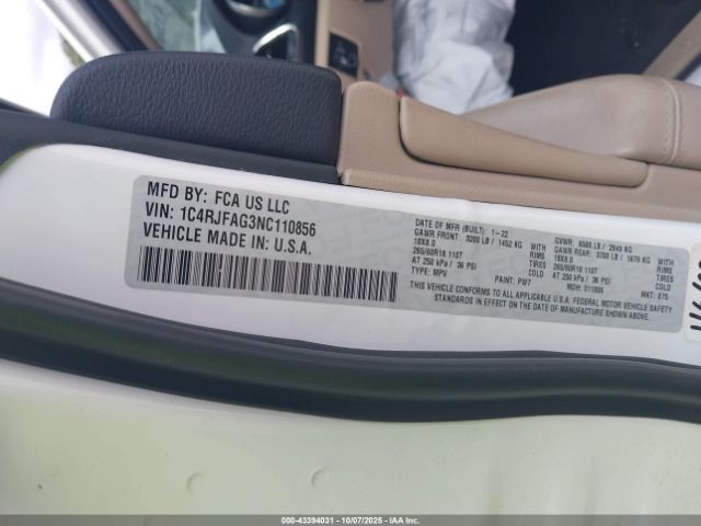 2022 JEEP GRAND CHEROKEE WK 1C4RJFAG3NC110856 Photo 8