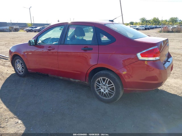 2010 FORD FOCUS 1FAHP3FN5AW296009 Photo 2