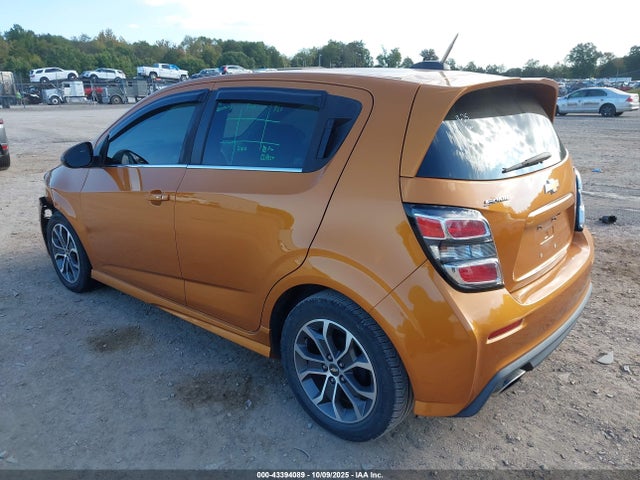 2017 CHEVROLET SONIC 1G1JD6SH7H4138338 Photo 2