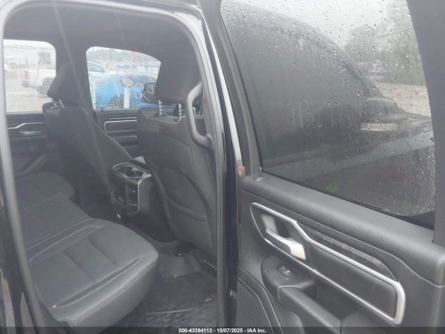 2021 RAM 1500 1C6RRFBG2MN834670 Photo 7