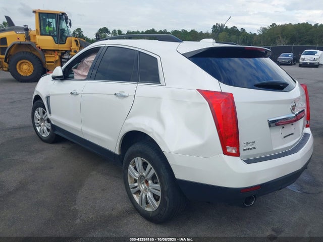 2016 CADILLAC SRX 3GYFNAE3XGS534415 Photo 2