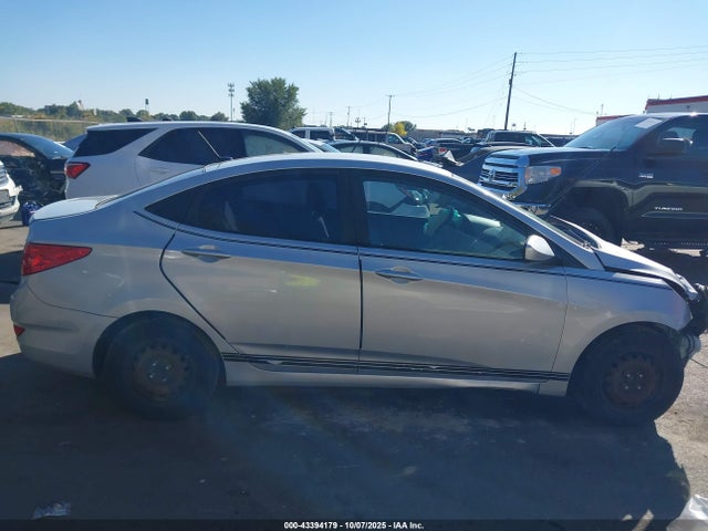 KMHCT4AE0GU105951 Hyundai ACCENT SE