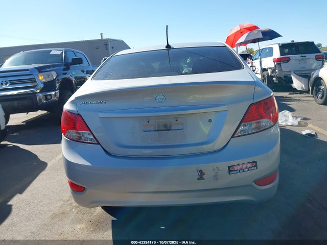 KMHCT4AE0GU105951 Hyundai ACCENT SE