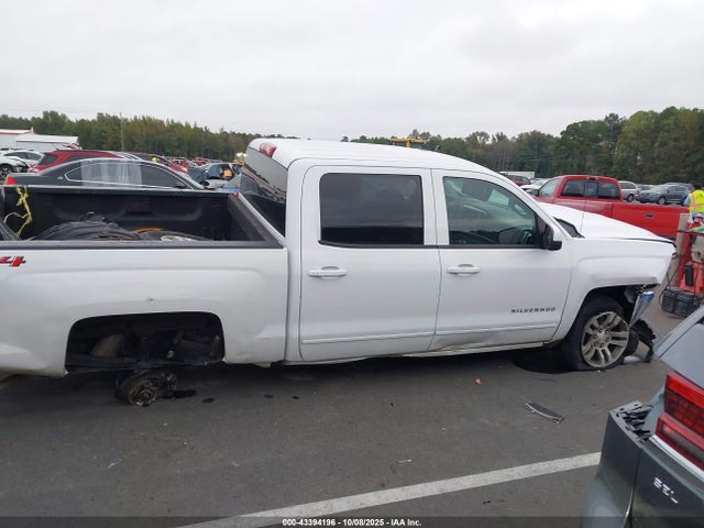 2018 Chevrolet Silverado 1500 1lt მანქანა იყიდება აუქციონზე, vin: 3GCUKREC7JG605648, აუქციონის ნომერი: 43394196