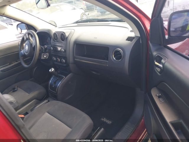 2011 JEEP COMPASS 1J4NT1FB6BD224357 Photo 4