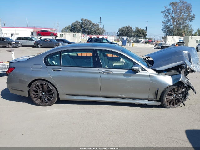 2021 Bmw 740i მანქანა იყიდება აუქციონზე, vin: WBA7T2C0XMCF05139, აუქციონის ნომერი: 43394296