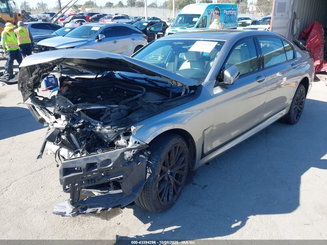 2021 BMW 740I WBA7T2C0XMCF05139 Photo 1