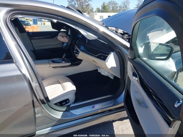 2021 BMW 740I WBA7T2C0XMCF05139 Photo 4