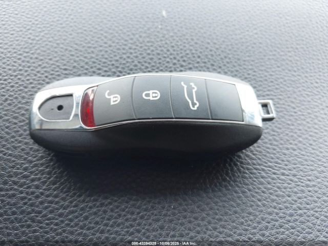 2016 PORSCHE MACAN WP1AB2A57GLB58993 Photo 10