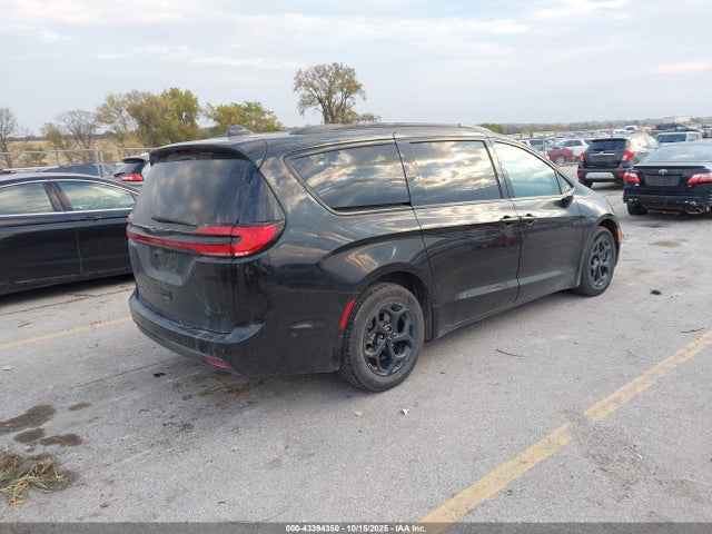 2021 CHRYSLER PACIFICA HYBRID 2C4RC1S74MR553678 Photo 3