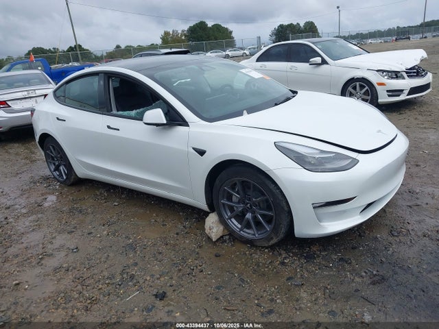 Продажа на аукционе авто 2023 Tesla Model 3 Rear-wheel Drive, vin: 5YJ3E1EA3PF593547, номер лота: 43394437