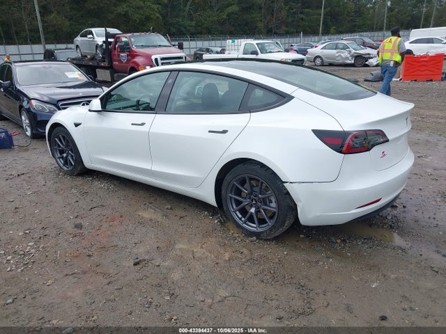 Продаж на аукціоні авто 2023 Tesla Model 3 Rear-wheel Drive, vin: 5YJ3E1EA3PF593547, номер лоту: 43394437