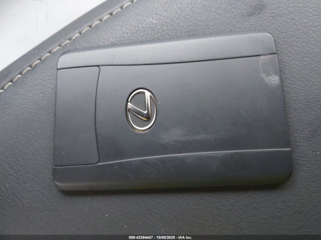 2024 LEXUS RZ 450E JTJAAAABXRA023992 Photo 10