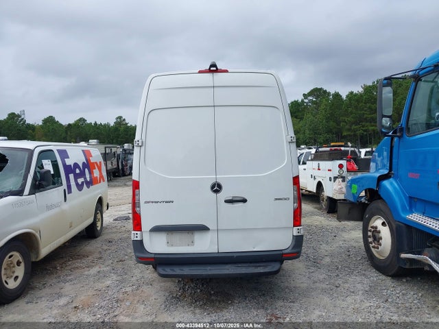 Продажа на аукционе авто 2021 Mercedes-benz Sprinter 2500 High Roof I4 Diesel, vin: W1W4DCHY5MT050354, номер лота: 43394512
