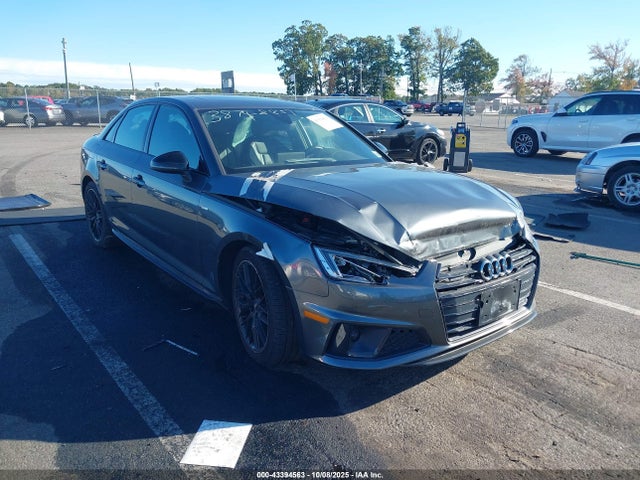 2019 AUDI A4 WAUENAF47KA013104 Photo 0