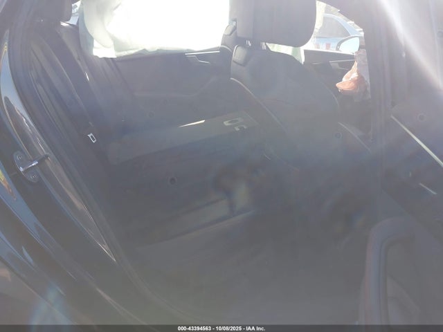 2019 AUDI A4 WAUENAF47KA013104 Photo 7